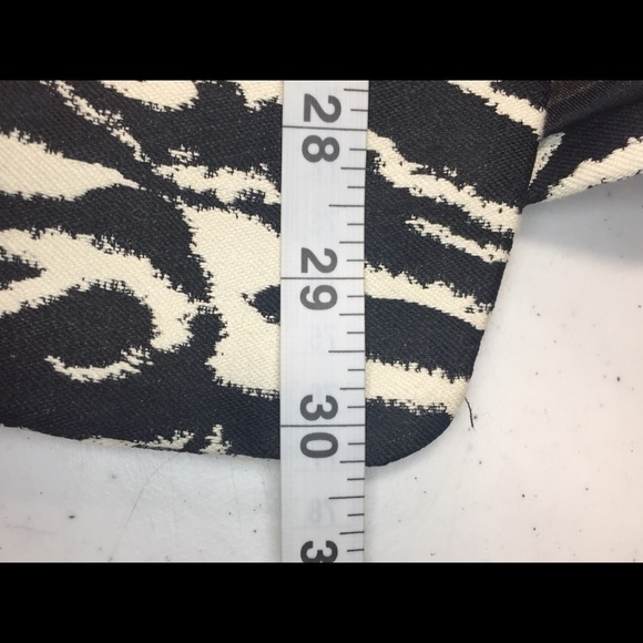 Chicos Size 1 Blazer Jacket Zebra Animal Print - Picture 5 of 5